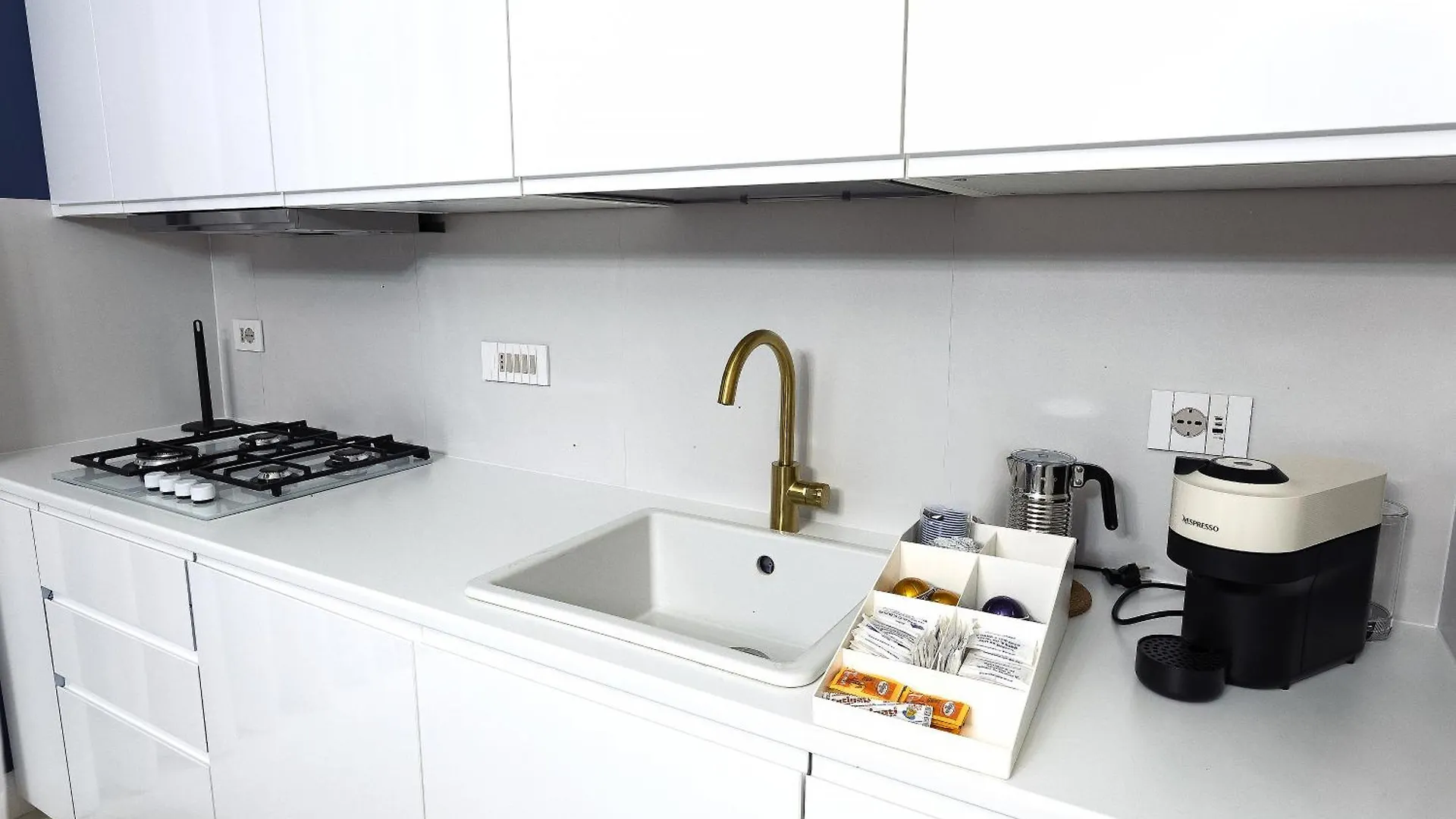 Luxury Apartment-Corso Malta By Alux38 Naples Apartment