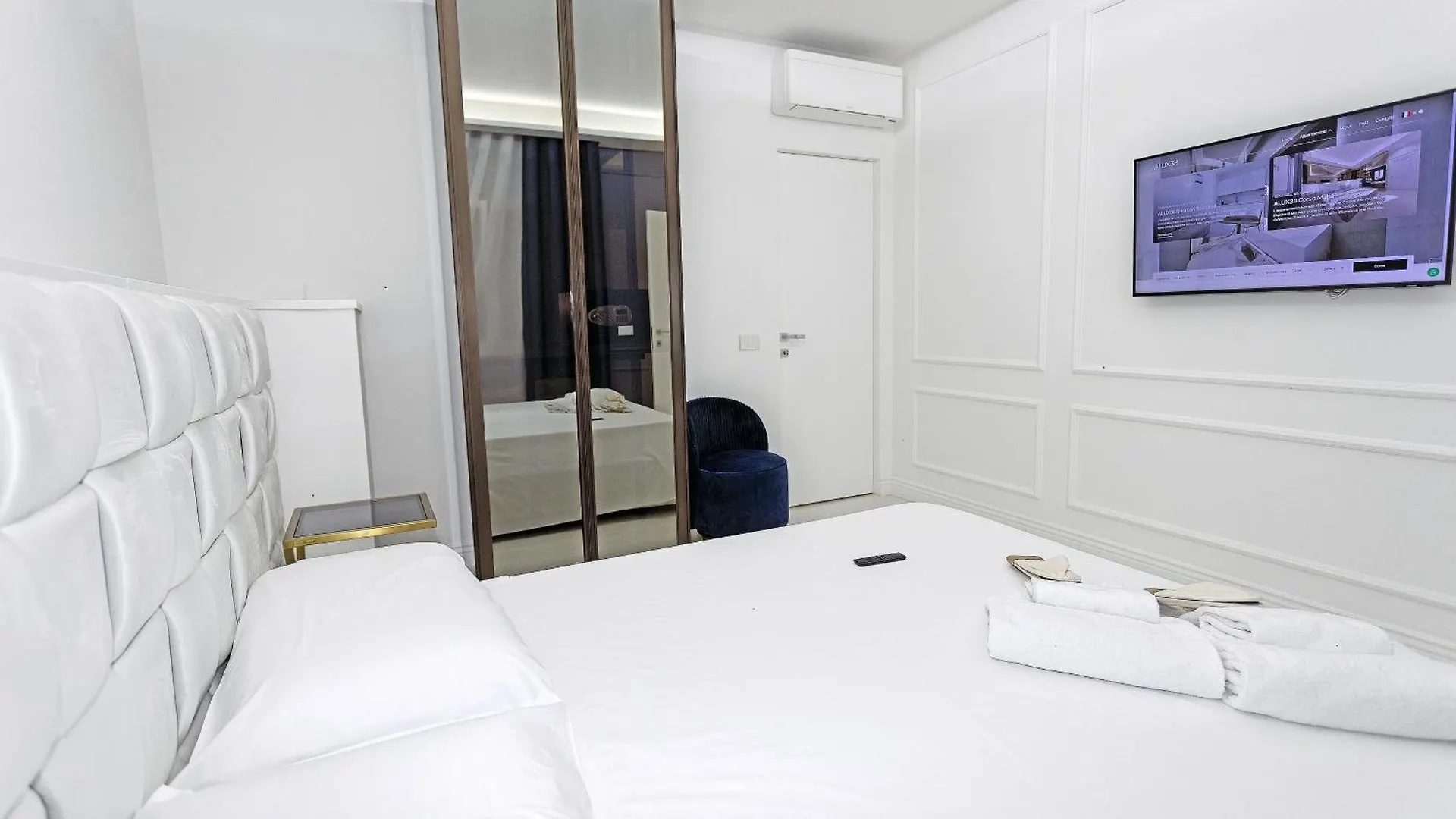 Apartment Luxury Apartment-Corso Malta By Alux38 Naples